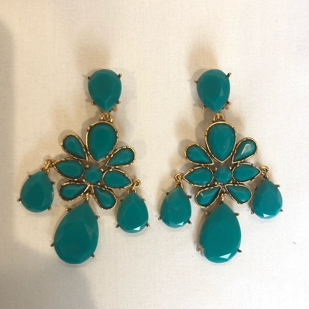 Oscar de la Renta Gold Torquoise Resin Earrings - Picture 5 of 8